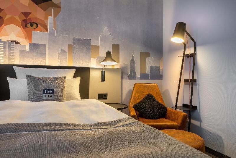 Holiday Inn - The Niu, Charly Frankfurt City By Ihg Frankfurt am Main Room photo