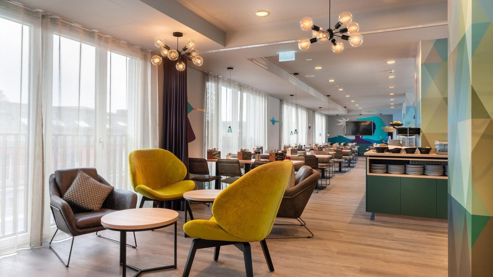 Holiday Inn - The Niu, Charly Frankfurt City By Ihg Frankfurt am Main Exterior photo