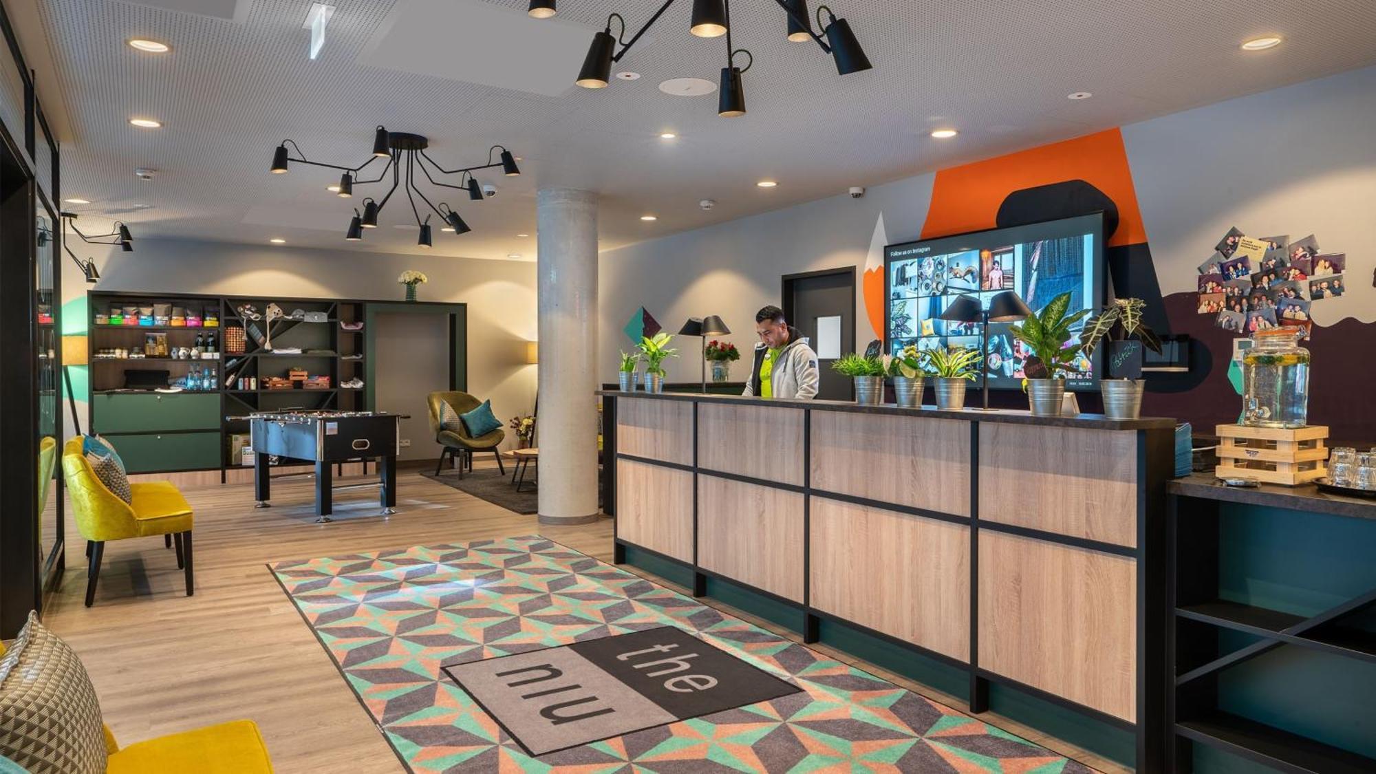 Holiday Inn - The Niu, Charly Frankfurt City By Ihg Frankfurt am Main Exterior photo